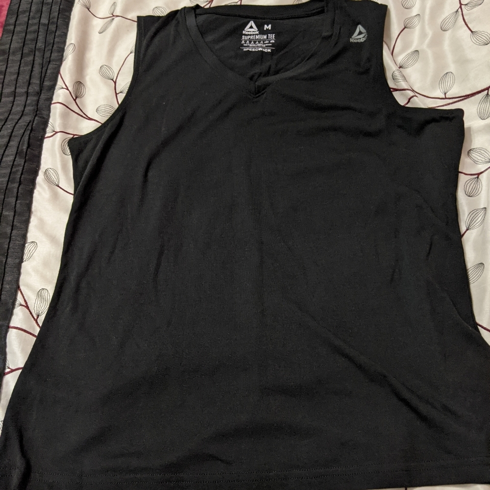 Reebok tank